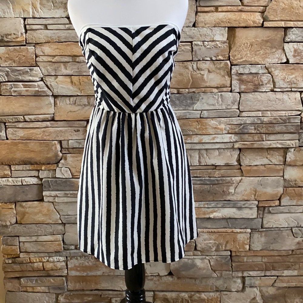 Buttons Smocked Dress